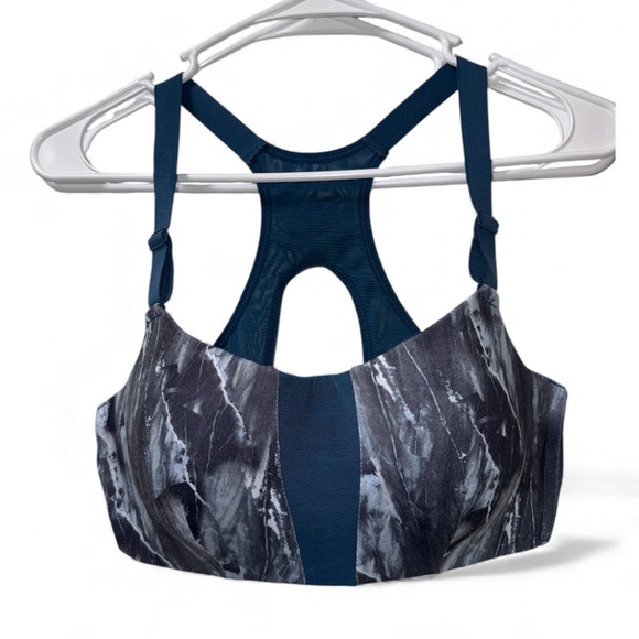 Other - Crane Fitness Sports Bra Women Racerback Size M Bust 36B- 36C